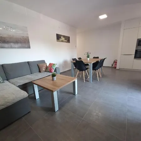 Martina Apartment *